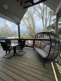 Luxury lakeside Retreat  - Image 3