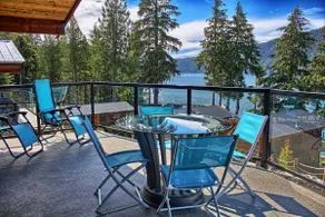 Spectacular Ocean View Cottage, Port Renfrew - Image 2