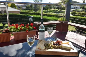 Marlay View. Right in town. Dog friendly - Image 2