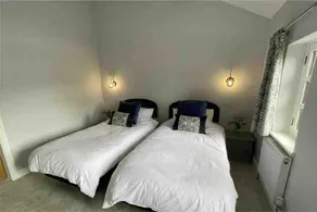 Converted grainstore apartment in a rural setting - Image 3