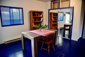 Cozy Open Concept Cottage - Image 3