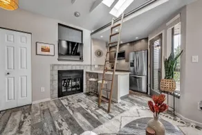 Designer 1 Bedroom Downtown Boulder w Views-30 day - Image 4