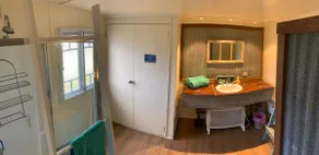 Spencer Lane Cottage & Granny Flat - Image 2