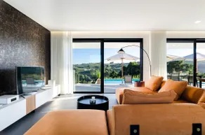 Villa Sobreiro - Idyllic Countryside w Heated Pool - Image 3