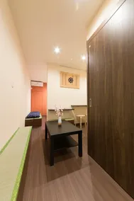 9 stars house/Kintetsu Yao Station/30 minutes to Namba/1 hour to Kyoto/Bicycle available - Image 4