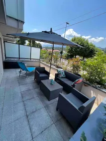 Cozy 2-bedroom home with terrace - Image 3