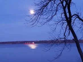 Penthouse on the St. Lawrence River - Image 5
