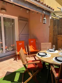Beautiful mazet with terrace - Image 3
