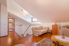 Entire upper floor, w/ bedroom, mezzanine and w/c - Image 4