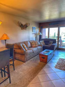 Alpine Getaway- Close to 4 ski resorts! Hot tubs - Image 5