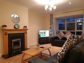 Modern Apartment good distance from Dublin City and Airport 4people - Image 5