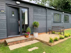 Spacious annexe ~ two bedrooms, rural, EV charger - Image 2