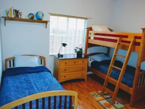 Spacious and beautiful single family home - Image 5