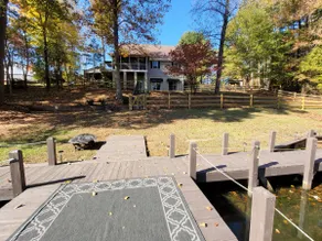 Lakefront Bargain Hunt Reno: Lakewave Escape - Image 4
