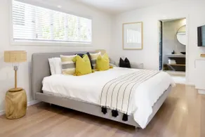 Rainforest Bungalow Retreat, Walk to Beach - Image 3