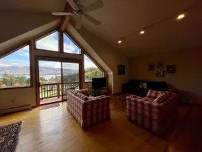 Two Bedroom Chalet w Lake George Views and Access - Image 3