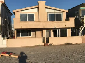 ON THE SAND! 4 Bedroom beach house - Image 4