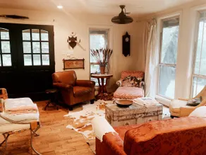 The Firefly Guesthouse- Quiet Lakeside Retreat - Image 5