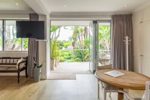 Doug And Sal's Rondebosch (with solar) - Image 4