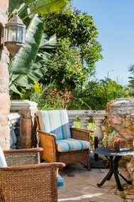 Unparalleled Villa Apartment in an Enchanting Village - Image 4
