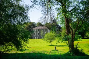 Ardnavaha House Poolside Cottages - see site - Image 2