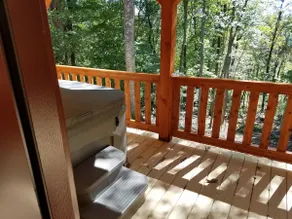 Outdoor Adventure Luxury Cabin Rental ”The Genoa” - Image 2