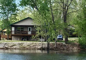 Private Hot Tub!  Kayaks. Serene Lakefront. Pool. - Image 3