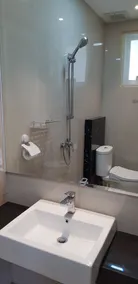 One-8 Premium Villa - Image 5