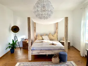 Cozy, centrally located apartment in a historic building by the river - Image 2