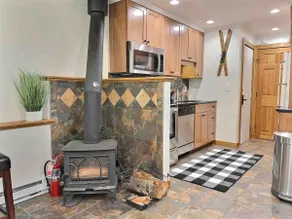CozyDen - AC, Grill, Bike to Mountain, Porch! - Image 4
