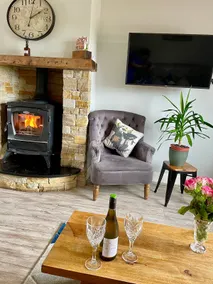 UniqueCosyFarm Cottage-WildAtlanticWay-DonegalTown - Image 5