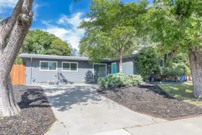 Modern 3BR Retreat | Fast WiFi • Work & Family - Image 5