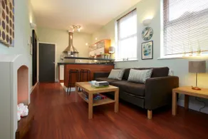 Smart York Home nr Station. Free Parking & Fizz - Image 5