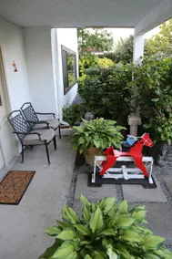 4 Bedroom House near Lagoon - Image 5