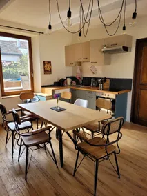 Renovated townhouse - Image 2