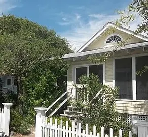 ORIGINAL SEASIDE HOUSE (seaside proper) - Image 4