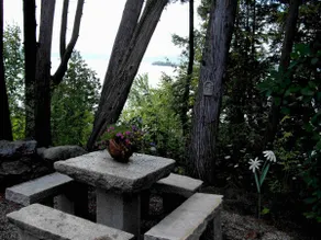 Lake Champlain charming apartment amazing views - Image 5