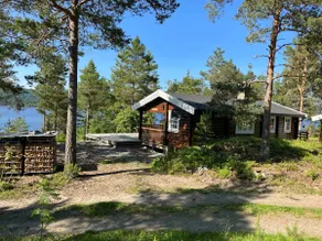 Åsenfjord - cozy cabin by the lake - Image 2