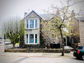 No.2 Luxury, Spacious Granite Apartment (Upper) - Image 2
