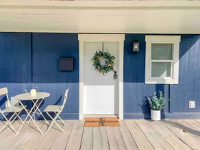 Wild Acres Farmhouse with Private Hot Tub - Image 2