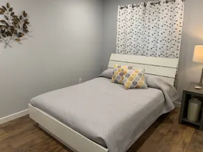 Centerpoint Guesthouse - Image 3