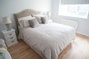 (City Centre) Stylish One Bedroom Apartment - Image 4