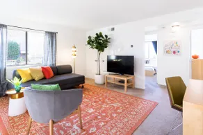 B1- Appartement 2 chambres inspiré du milieu du siècle avec accès aux sources chaudes hors site - Image 5