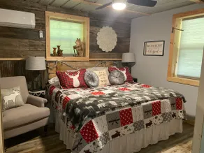 Country Cabin Livin’/Upscale & Private - Image 5