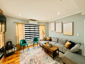 Chic/Cozy2BR-nearAirport & Beach - Image 2
