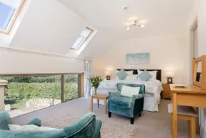 A luxury one bed two storey countryside cottage - Image 2