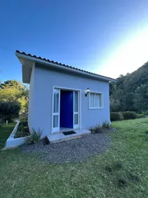 Jardim Secreto Porta Azul Cabin with Pool - Image 3