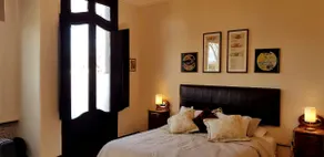 Restored historic house w/ luminous skylight - Image 3