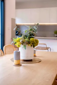 Spacious modern 3 bdr home minutes from beach - Image 3