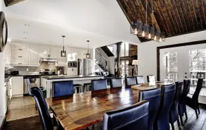 White 02 - Les Chalets Alpins, Stoneham (245523) - Image 2